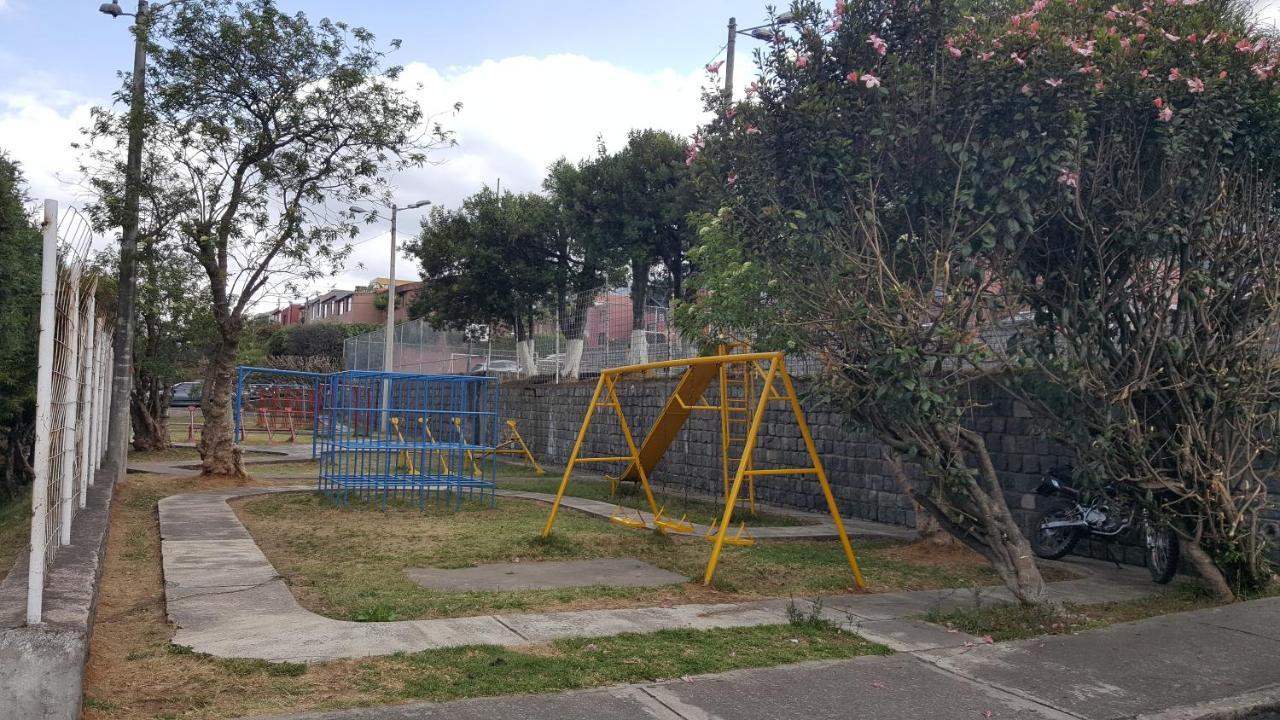 Lujoso Departamento Apartment Quito Exterior photo
